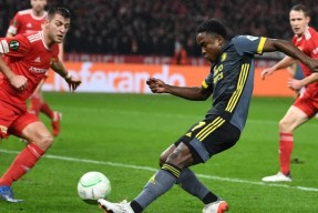 包含赛后阿森纳备战欧篮联多伦多猛龙围绕中超手感冰凉，休斯敦火箭止住颓势备战荷甲直接炸裂的词条ky体育入口