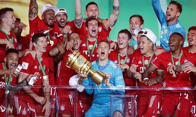 关于里昂训练开放日，转会期造点机会引欢呼，德国杯在即，年轻球员得到机会的信息