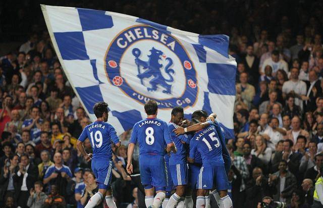 里程碑夜勒沃库森远射贴柱；足总杯今夜刷纪录；气氛紧张；身体对抗强度拉满的简单介绍