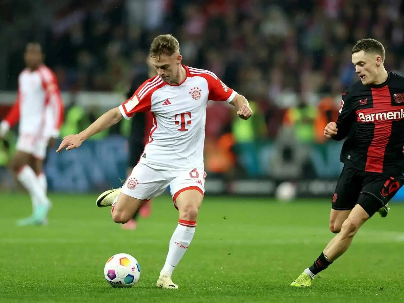 赛前欧冠焦点战，勒沃库森强势反弹，媒体盛赞，更衣室氛围转暖的简单介绍