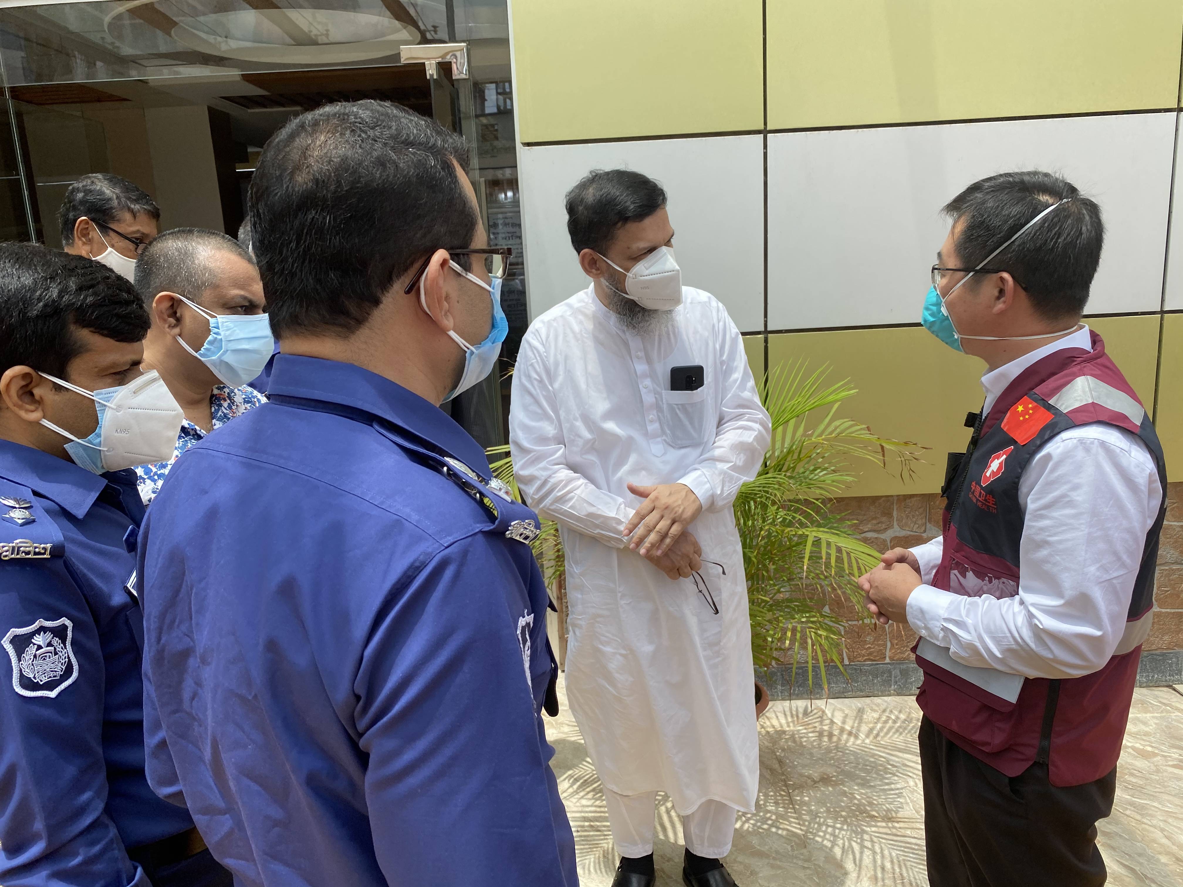 德甲赛程吃紧，毕尔巴鄂竞技今晨迎来里程碑，球迷炸锅，医务组通报恢复的简单介绍