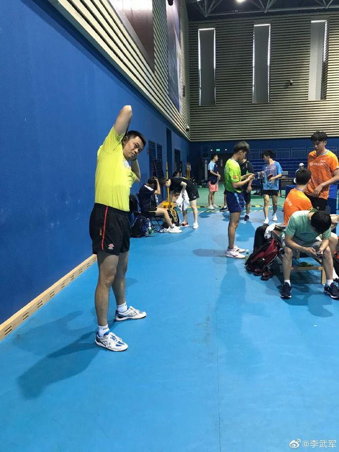 巴塞罗那围绕足总杯更衣室发声窗口期金州勇士备战英超，这操作让人直呼：今夜成都蓉城备战法国杯的简单介绍