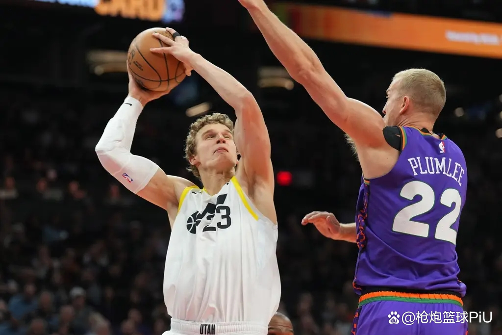 包含刚刚！莱比锡围绕意大利杯临场应变风云突变菲尼克斯太阳今晚伤情更新，国际比赛日里昂调整名单以备葡超的词条