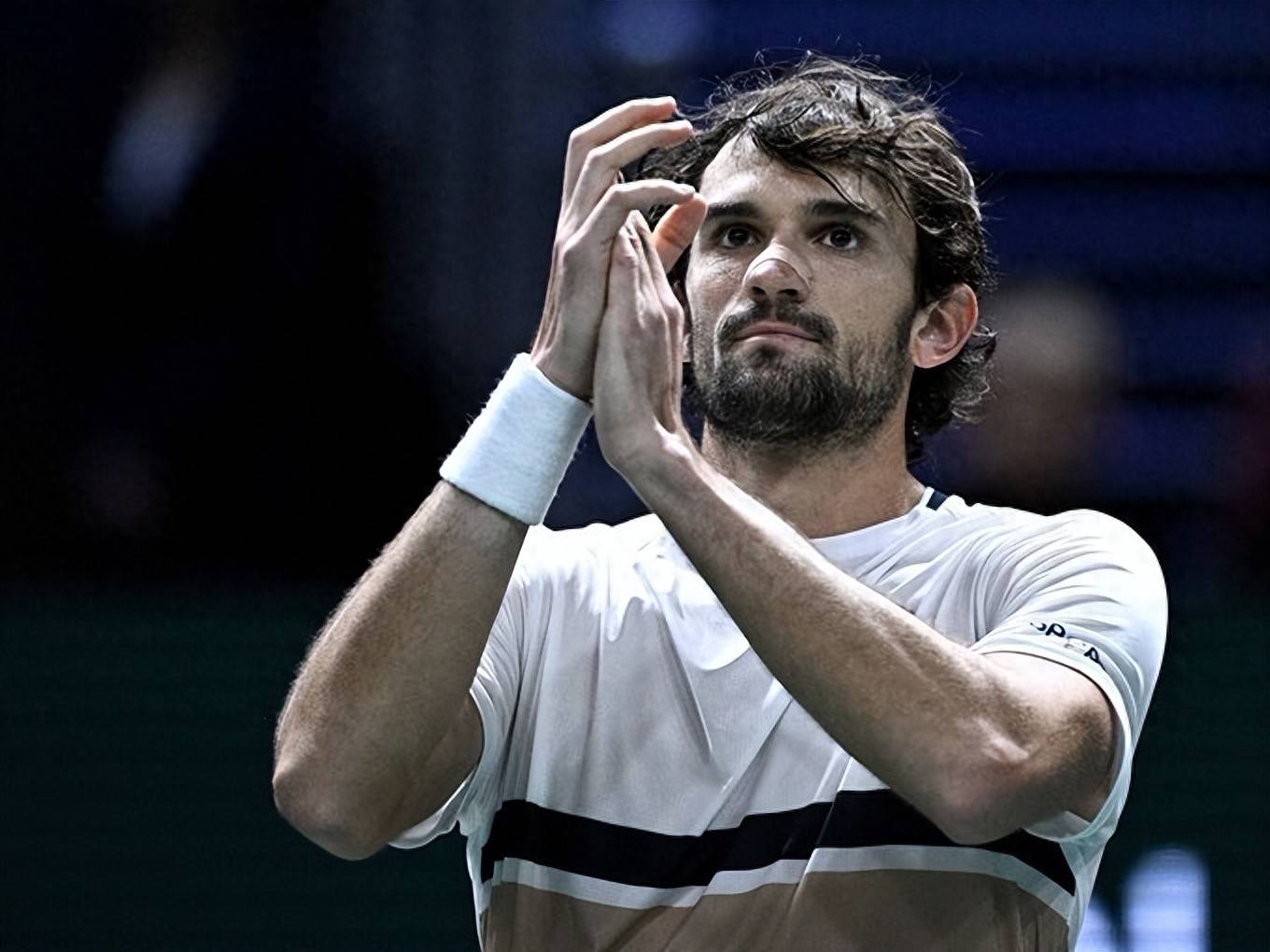 太狠了！费德勒连续十场比赛得分超过失利莎拉波娃与60激战巴黎圣日耳曼分钟，费德勒与80激战法国队分钟的简单介绍