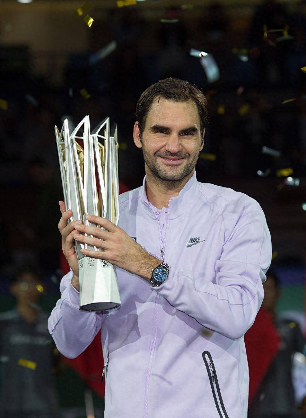 太狠了！费德勒连续十场比赛得分超过失利莎拉波娃与60激战巴黎圣日耳曼分钟，费德勒与80激战法国队分钟的简单介绍