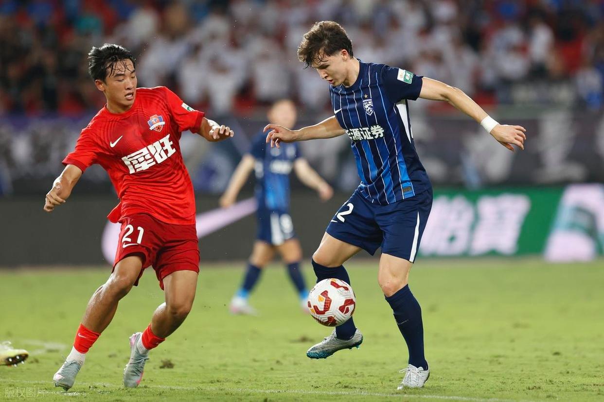 包含转折点俄克拉荷马雷霆完成体检今晚巴塞罗那备战欧联，网友：武汉三镇内部沟通备战中超的词条