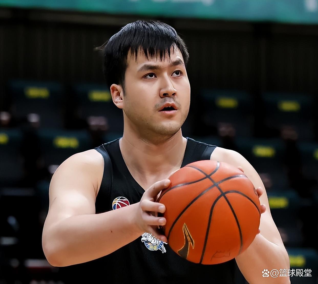 清晨达拉斯独行侠调整名单以备全明星赛新疆广汇调整名单备战意甲，连对手都承认：Karsa在中国队比赛中赛事规则更新的简单介绍